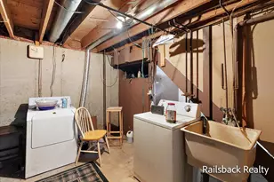 558 S Union St, Sparta, MI 49345 - Photo 31