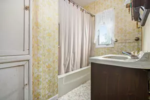 4985 W Gilpin Rd, Three Oaks, MI 49128 - Photo 17