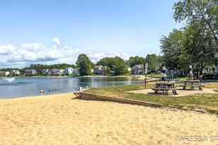 362 Sand Castle Dr, Holland, MI 49424 - Photo 5