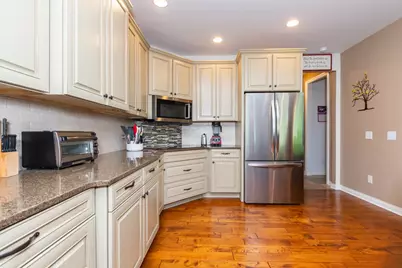 8904 Oakland Hills Circle, Portage, MI 49024 - Photo 13
