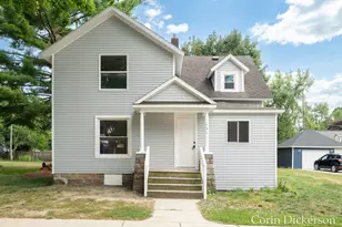 131 Washington St, Sunfield, MI 48890 - Photo 1