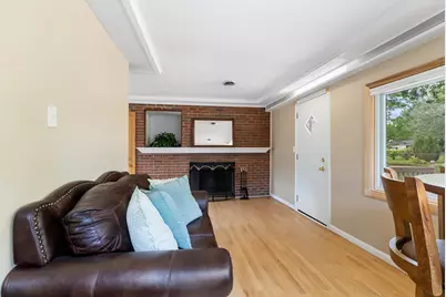 21545 Highview Street, Clinton Twp, MI 48036 - Photo 9