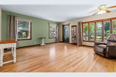 21545 Highview Street, Clinton Twp, MI 48036 - Photo 7