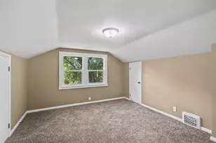 1217 Pinehurst Blvd, Kalamazoo, MI 49006 - Photo 17