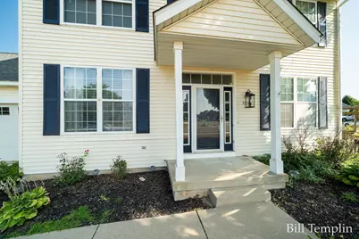 5641 Barcroft Drive SW, Wyoming, MI 49418 - Photo 3