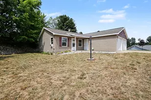 218 Devonwood Dr, Shelby, MI 49455 - Photo 1