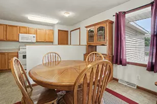 218 Devonwood Dr, Shelby, MI 49455 - Photo 7