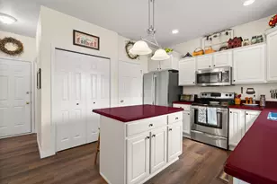 5836 Tradewind Dr, Portage, MI 49024 - Photo 5
