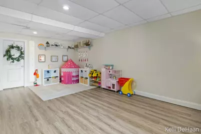 12045 N Lake Avenue, Bitely, MI 49309 - Photo 29
