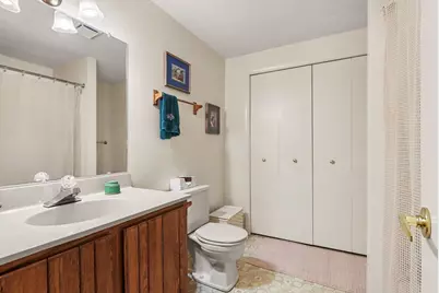 9808 Oak Forest Circle, Kalamazoo, MI 49009 - Photo 29