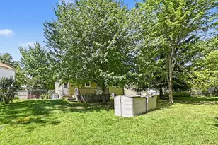 234 Trinity Cir, Lansing, MI 48911 - Photo 23