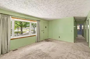 234 Trinity Cir, Lansing, MI 48911 - Photo 5