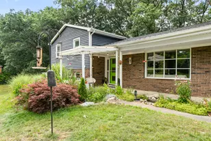 3950 Queen Oaks Dr, Chelsea, MI 48118 - Photo 9