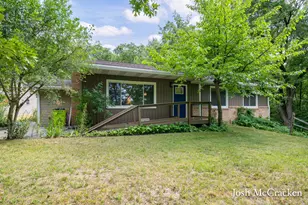 9665 Black Oak Dr, Lowell, MI 49331 - Photo 3