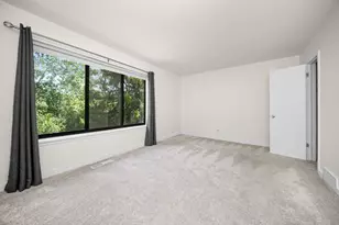 690 Peninsula Ct, Ann Arbor, MI 48105 - Photo 23
