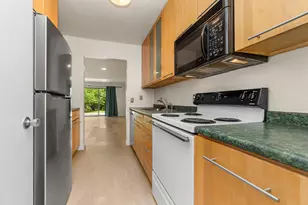 690 Peninsula Ct, Ann Arbor, MI 48105 - Photo 15