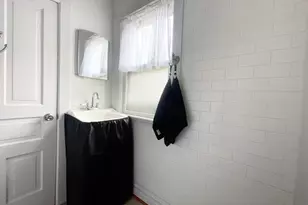 1411 E Stockbridge, Kalamazoo, MI 49001 - Photo 13