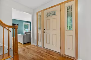 907 East St, Three Rivers, MI 49093 - Photo 3