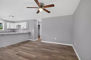 751 Tomlinson St, Jackson, MI 49203 - Photo 3
