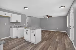 751 Tomlinson St, Jackson, MI 49203 - Photo 9