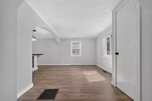 175 S Howell St, Hillsdale, MI 49242 - Photo 5