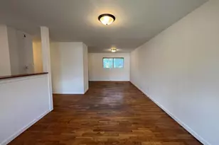 202 Viking Dr, Battle Creek, MI 49017 - Photo 3
