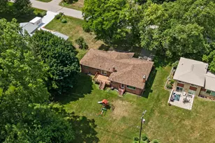 349 Nesbit Ln, Rochester Hills, MI 48309 - Photo 33