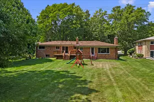 349 Nesbit Ln, Rochester Hills, MI 48309 - Photo 35