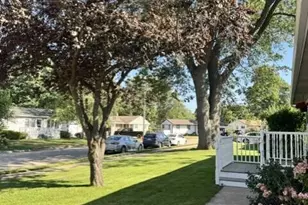 2397 Blodgett St, Muskegon, MI 49441 - Photo 3