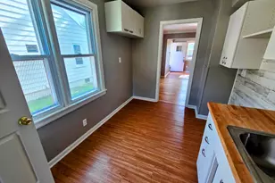 3892 18th St, Wyandotte, MI 48192 - Photo 7