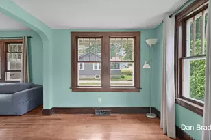 3056 Effie Pl NE, Grand Rapids, MI 49505 - Photo 5