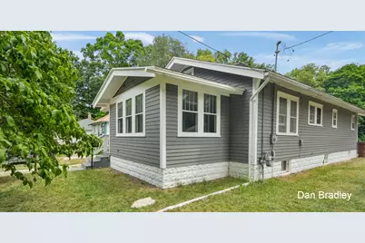 3056 Effie Place NE, Grand Rapids, MI 49505 - Photo 3