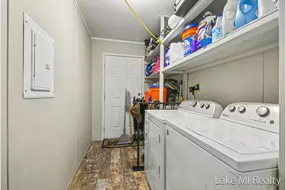 357 S Hardwick Drive SW, Grand Rapids, MI 49548 - Photo 5