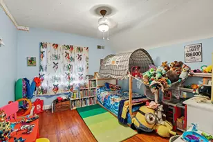 11651 Gallagher St, Hamtramck, MI 48212 - Photo 17