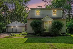 10624 Borgman Ave, Belleville, MI 48111 - Photo 3