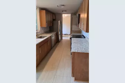 29204 Summerwood Road, Farmington Hills, MI 48334 - Photo 5
