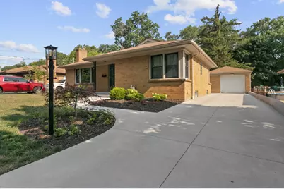 1701 8th Street NW, Grand Rapids, MI 49504 - Photo 3