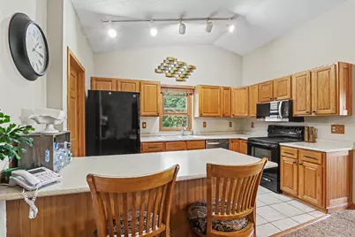 971 Niagara Drive, Lawton, MI 49065 - Photo 5