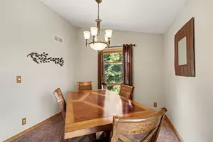 971 Niagara Dr, Lawton, MI 49065 - Photo 9