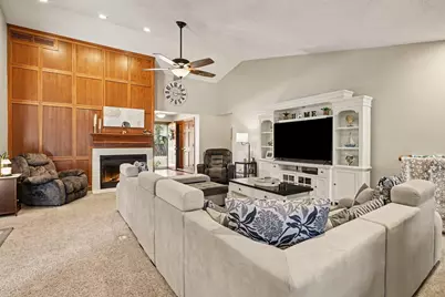 2390 Sycamore Path, Saint Joseph, MI 49085 - Photo 15