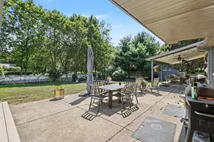 2390 Sycamore Path, Saint Joseph, MI 49085 - Photo 37