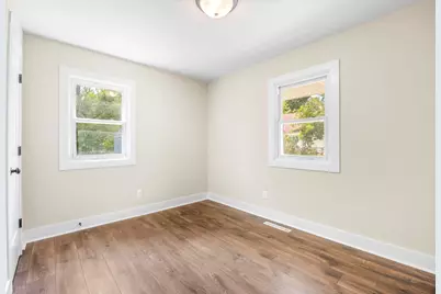 19 Mosher Avenue, Battle Creek, MI 49037 - Photo 9