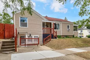 1003 Merritt St SE, Grand Rapids, MI 49507 - Photo 3