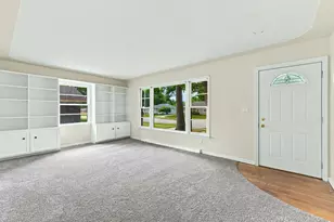 1711 Royal Oak St SW, Wyoming, MI 49519 - Photo 11