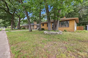 1711 Royal Oak St SW, Wyoming, MI 49519 - Photo 5
