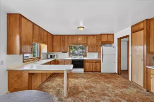 2610 S Shore Dr, Crystal, MI 48818 - Photo 15