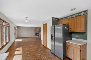 68441 N Channel Pkwy, Edwardsburg, MI 49112 - Photo 11