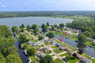 68441 N Channel Pkwy, Edwardsburg, MI 49112 - Photo 25