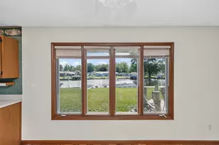 68441 N Channel Pkwy, Edwardsburg, MI 49112 - Photo 13