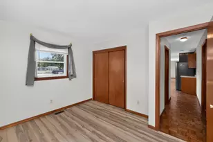 68441 N Channel Pkwy, Edwardsburg, MI 49112 - Photo 19